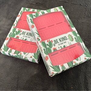 Be Kind silicone ice cube trays